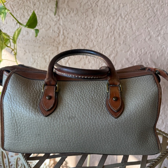 DOONEY & BOURKE USA AWL Zip Satchel Purse Doctor Bag Tote Cream /British Tan - Picture 5 of 12